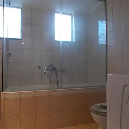 K_kostas Apartment *